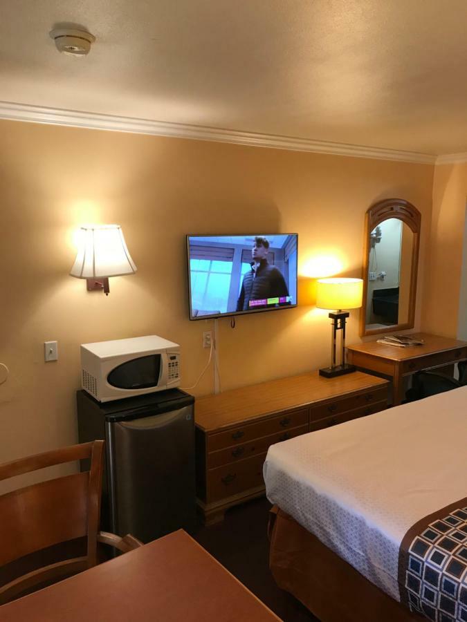 Sands Motel Риверсайд Экстерьер фото